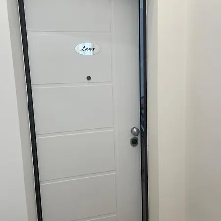 Luna&sole Oreste - Self Check-in *